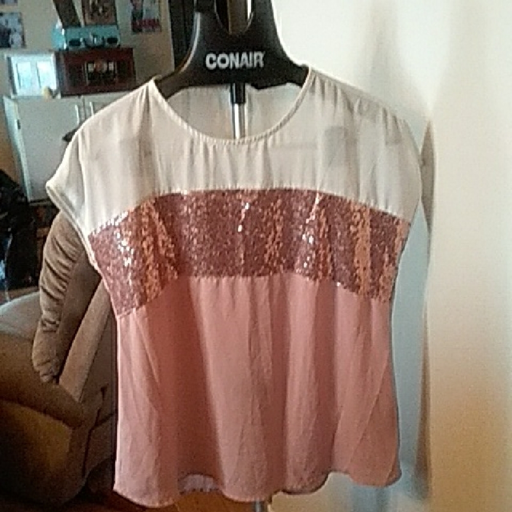 10/$10  Shein Pink & White Sequin Women's Top M
